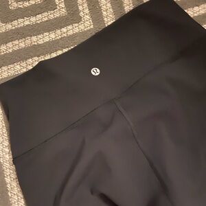 Black lululemon leggings